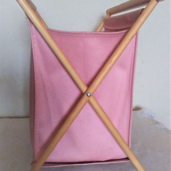 Handy Magazine Rack - Picture 2 of 2